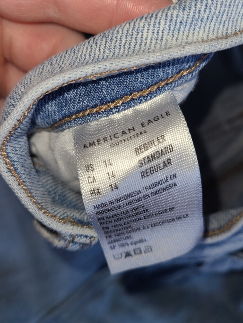 American Eagle Straight Jeans Size 14 High Rise Embroidered Floral Light Wash - Picture 5 of 9